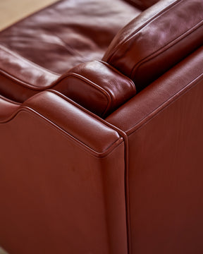 Red 2-Seater Leather Sofa - II