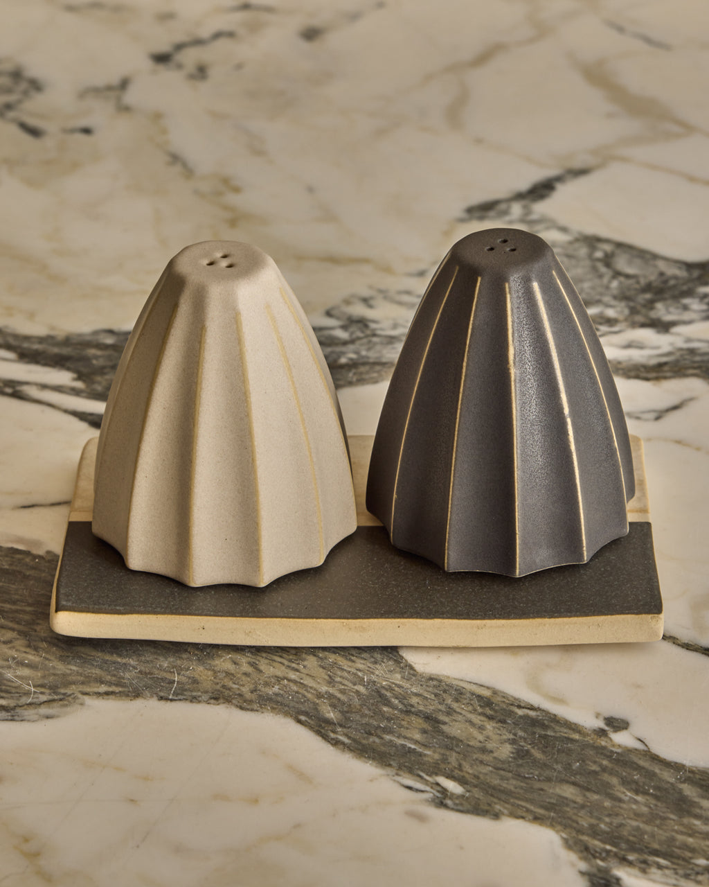 Shaker Sab Sabine Salt + Pepper Shaker Set