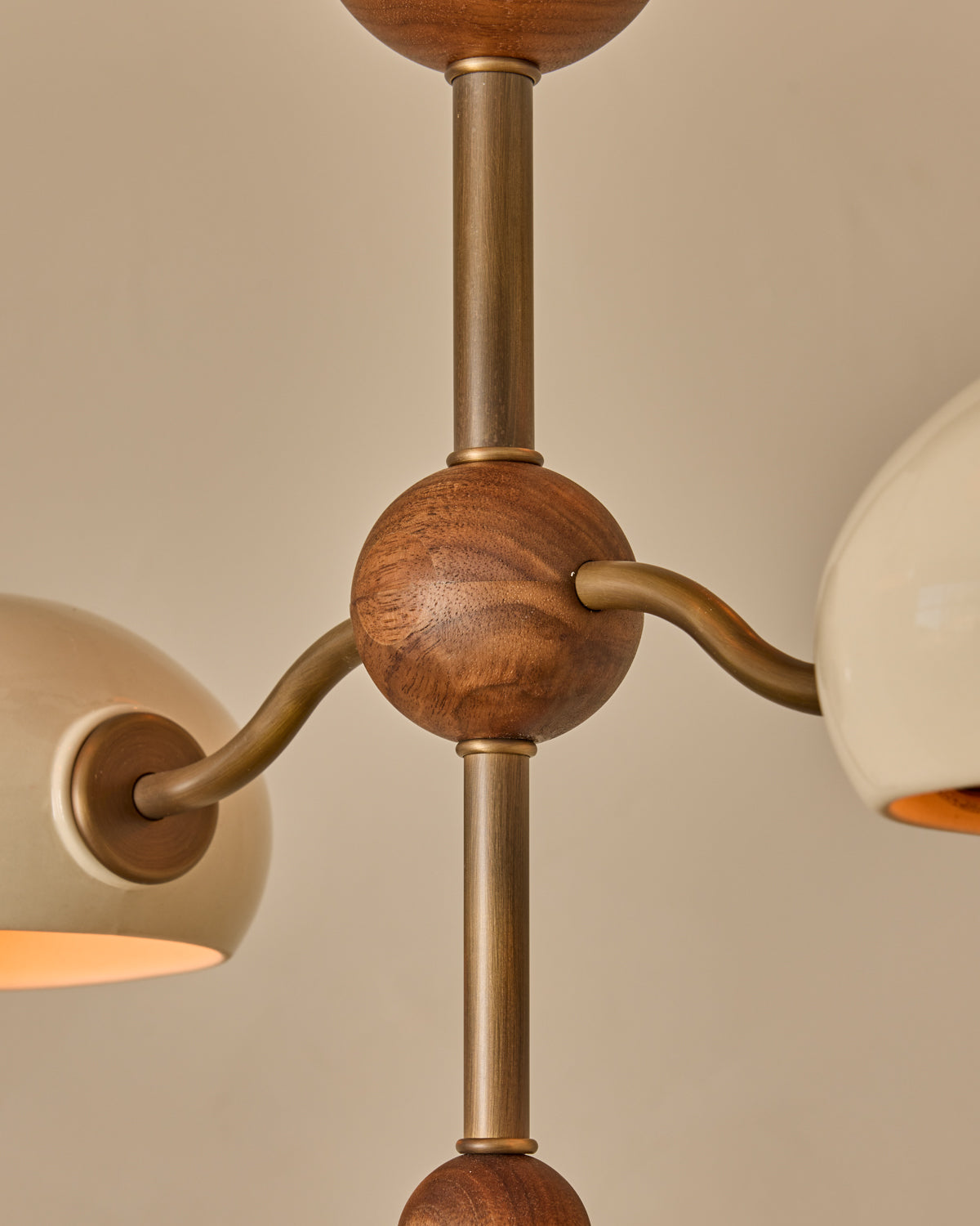 #shade-color_cream  #Metal-+-Wood-Finish_Antique Brass / Black Walnut