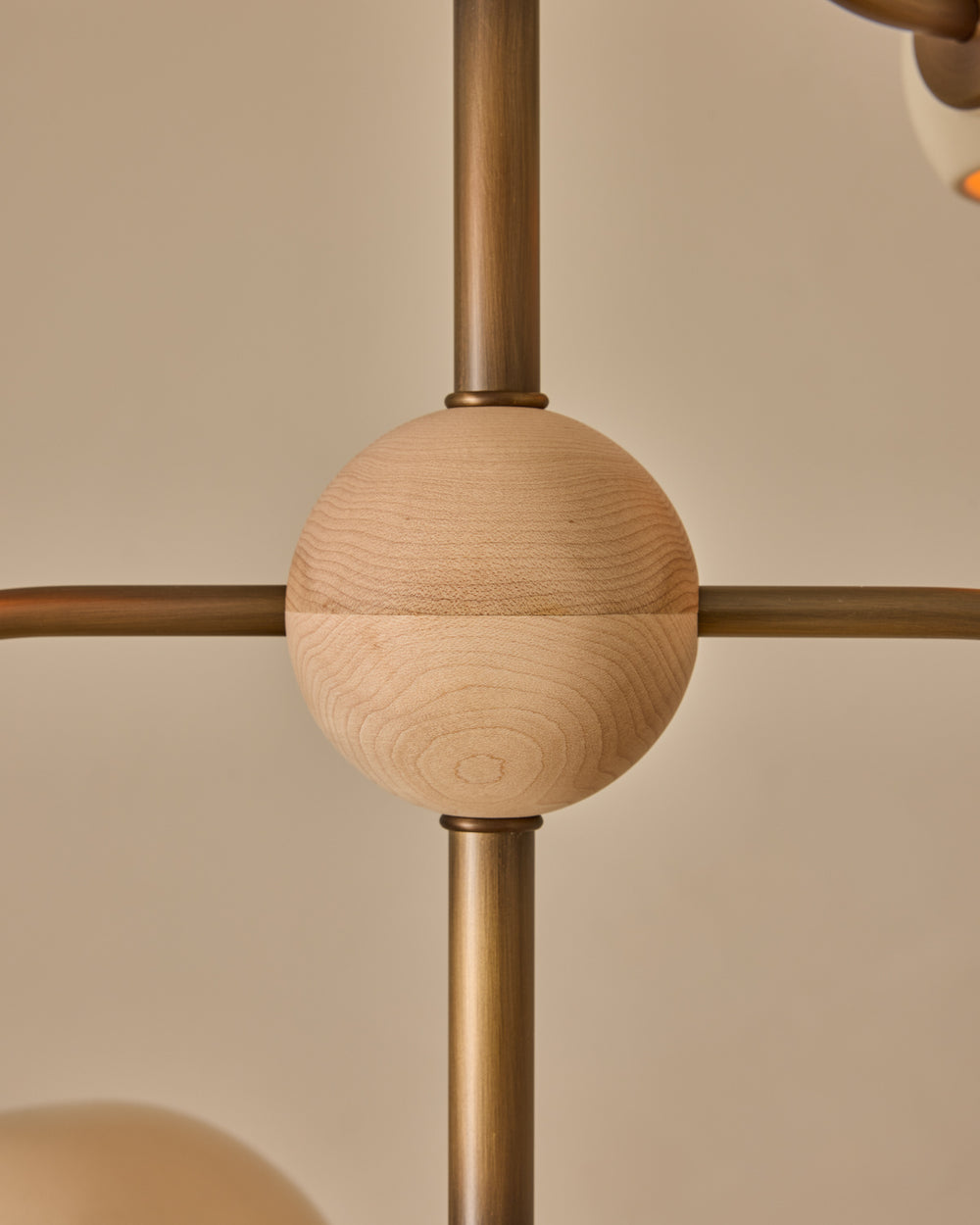 #shade-color_cream #Metal-+-Wood-Finish_Antique Brass / Clear Maple