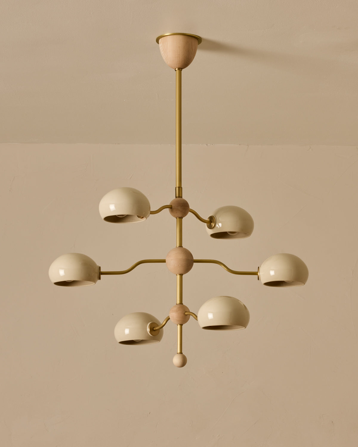 #shade-color_cream #Metal-+-Wood-Finish_Satin Brass / Clear Maple