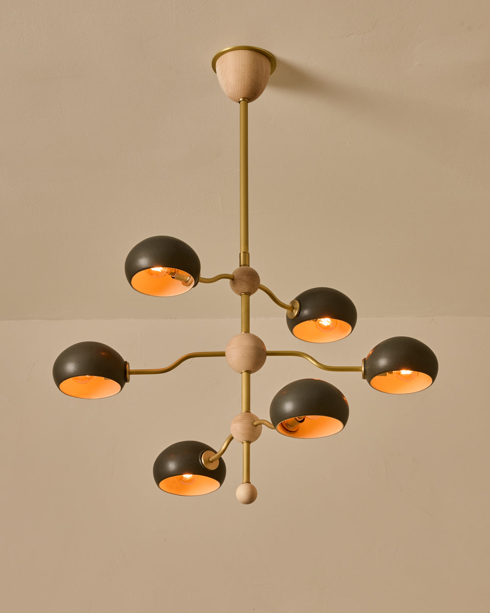 #shade-color_almost black #Metal-+-Wood-Finish_Satin Brass / Clear Maple