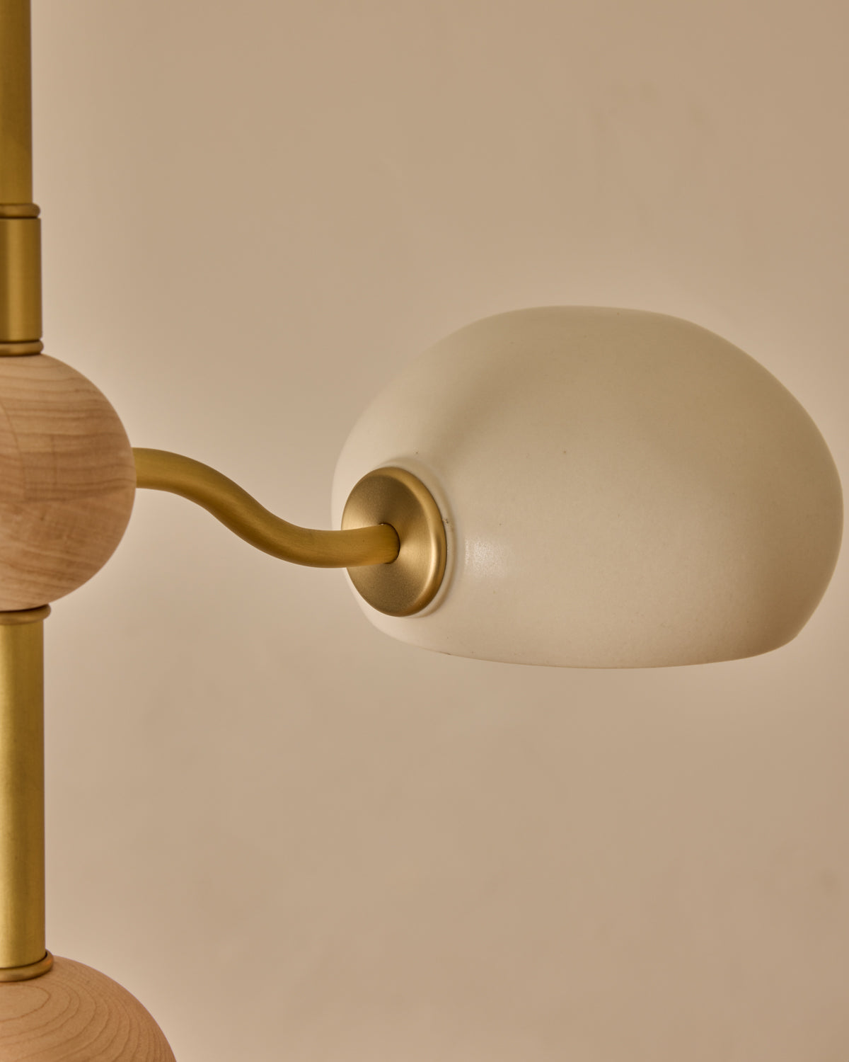 #shade-color_dove #Metal-+-Wood-Finish_Satin Brass / Clear Maple