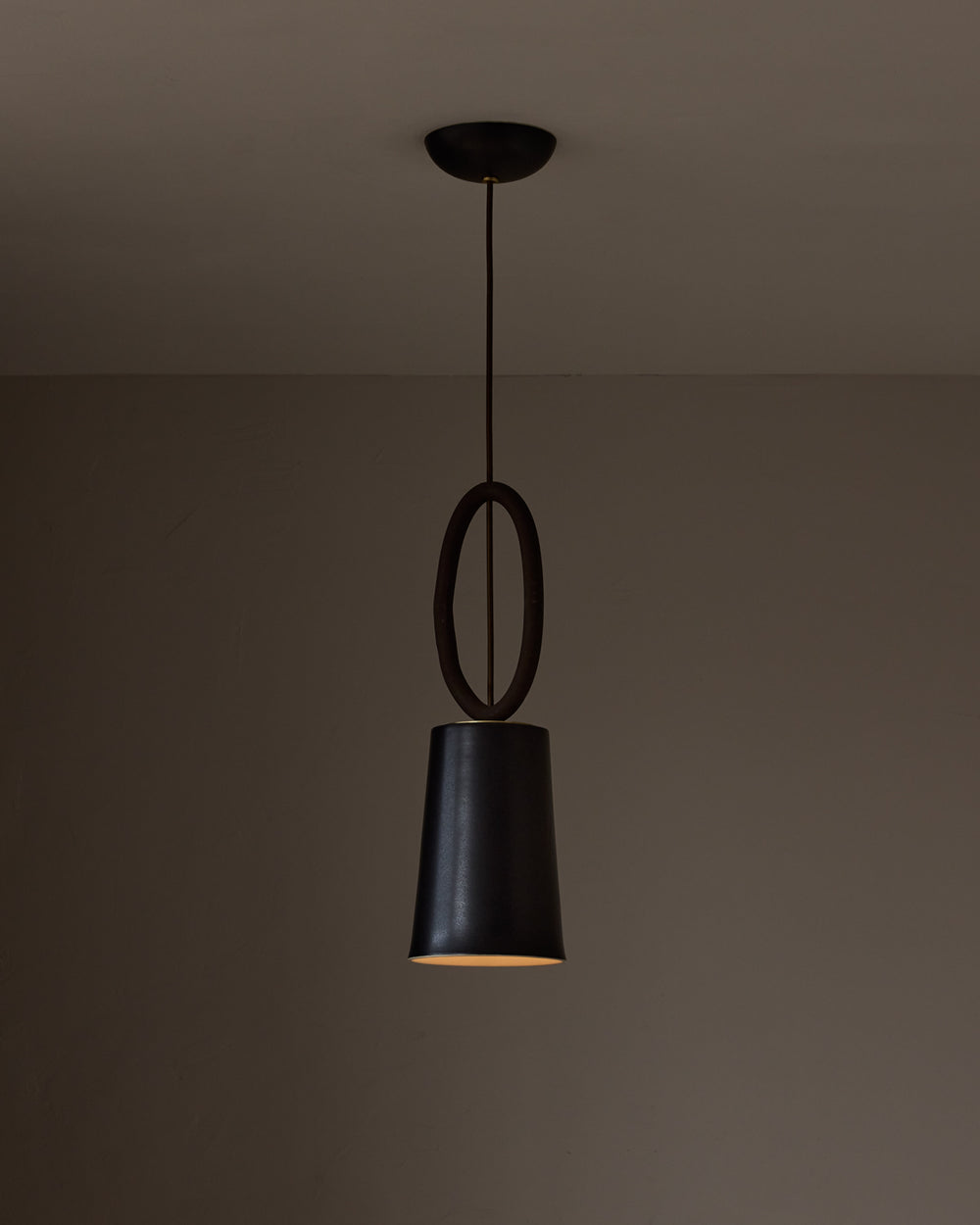 #color_ebony ceramic