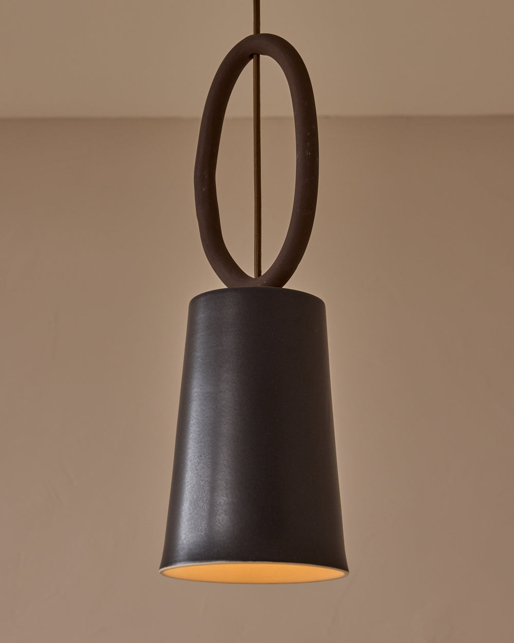 #color_ebony ceramic