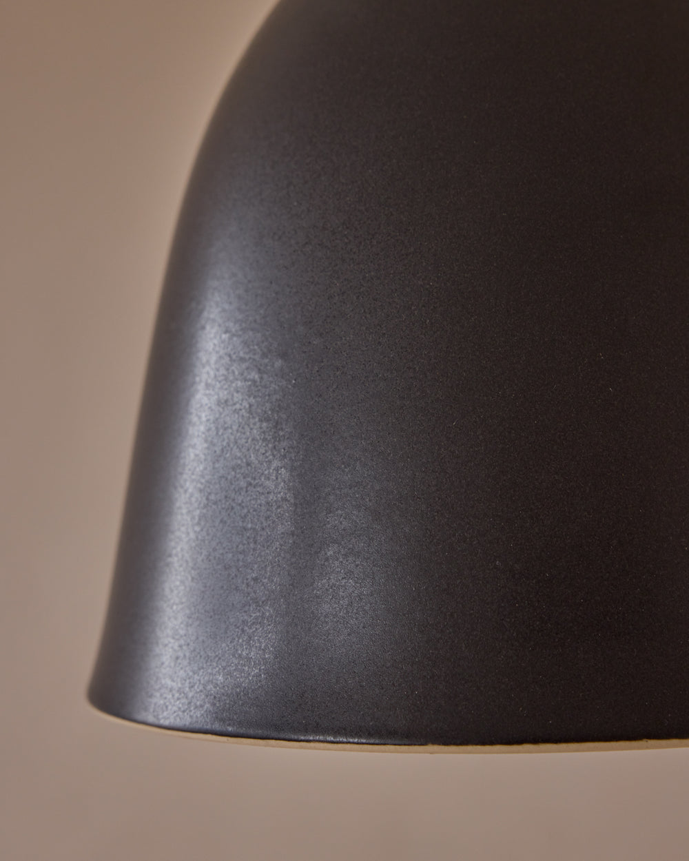 #color_ebony ceramic