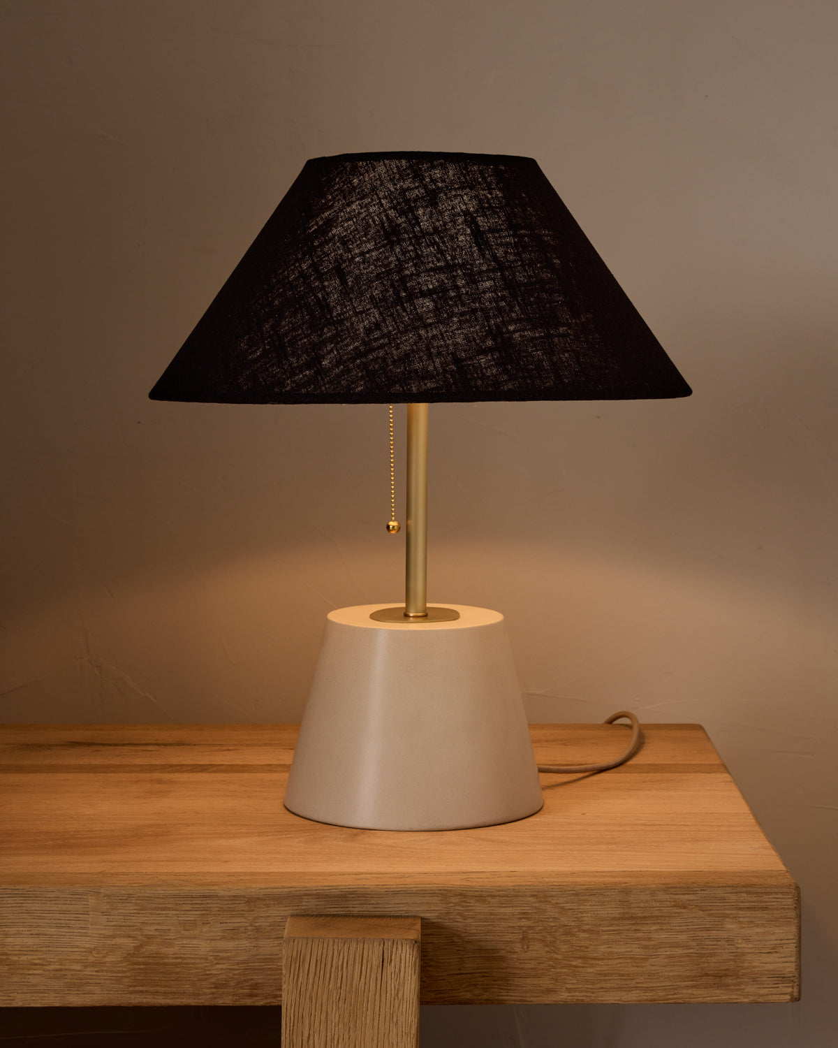 Noa Ceramic Table Lamp - Dogwood