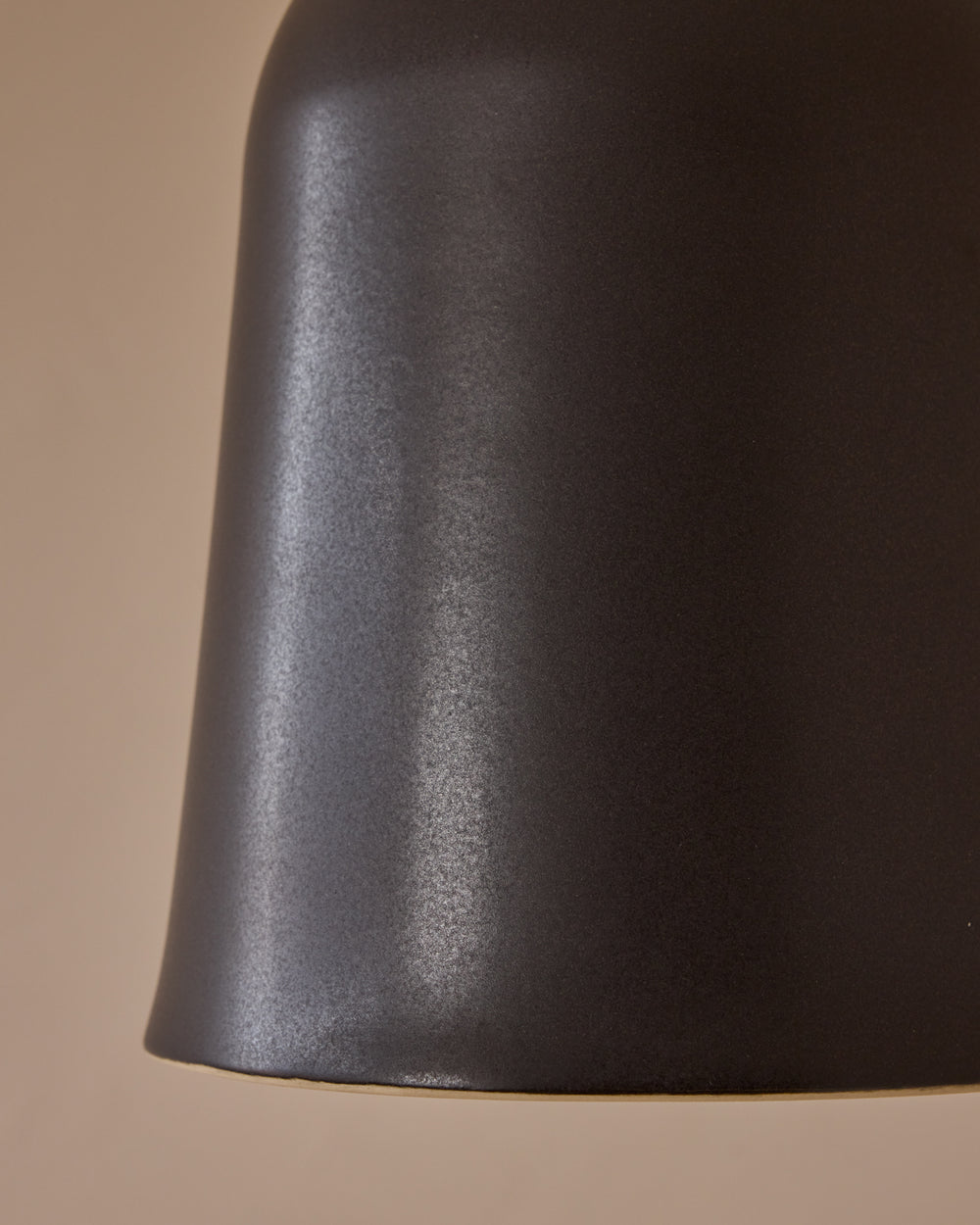 #color_ebony ceramic