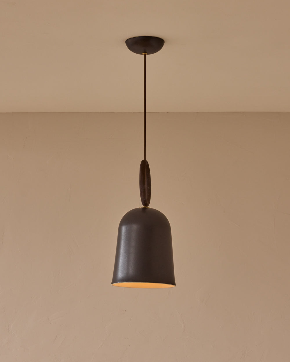 #color_ebony ceramic