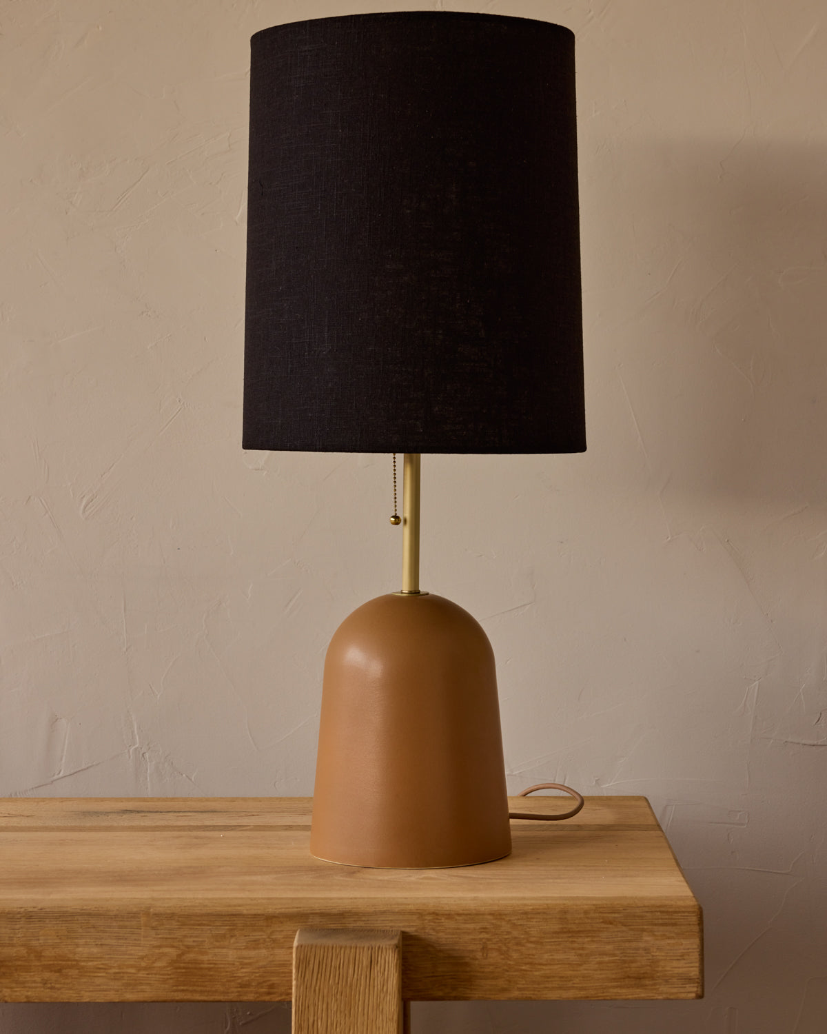 Willa Ceramic Table Lamp - Chestnut