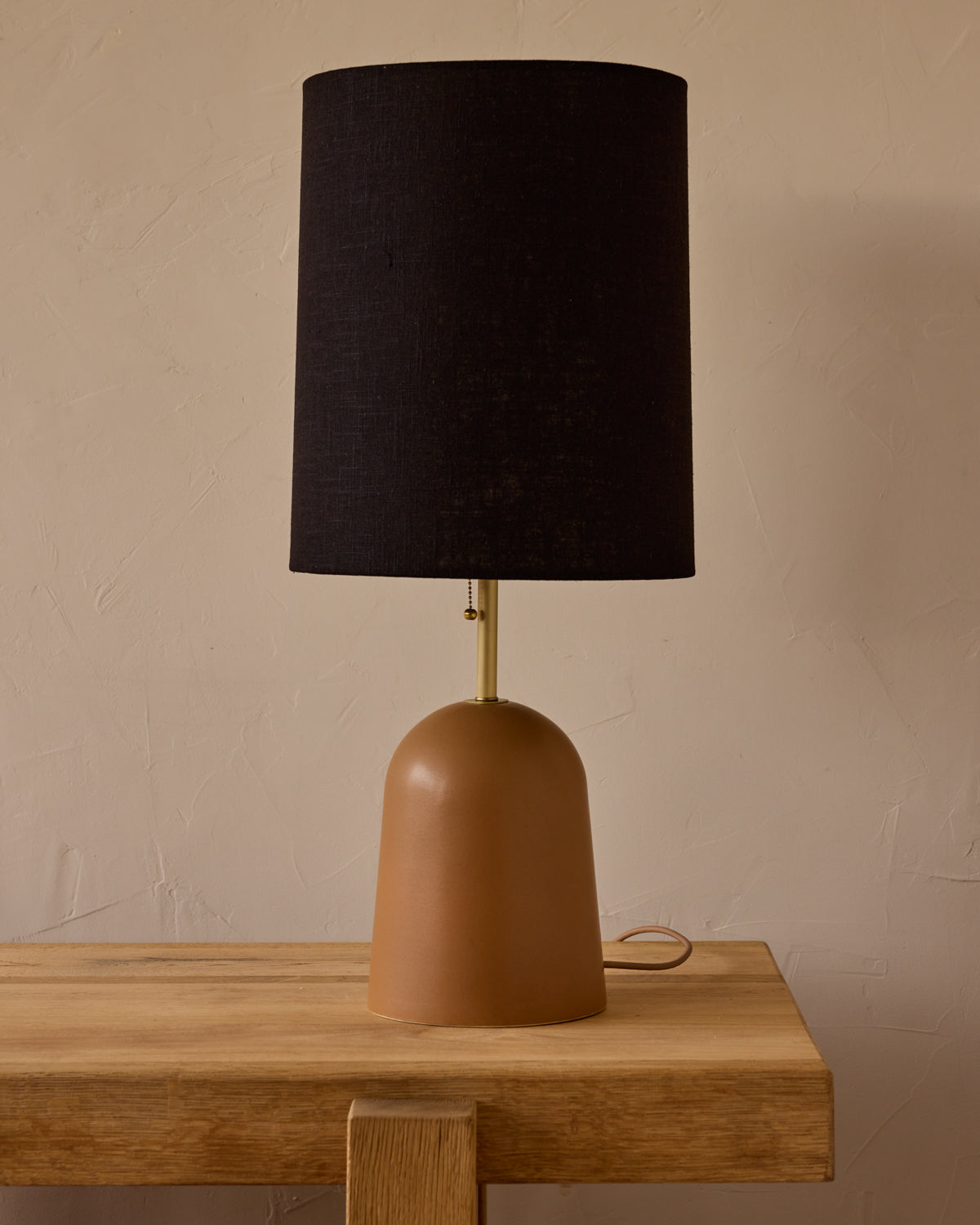 Willa Ceramic Table Lamp - Chestnut