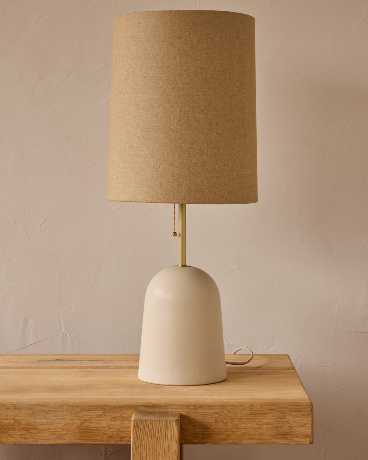 Willa Ceramic Table Lamp - Dogwood