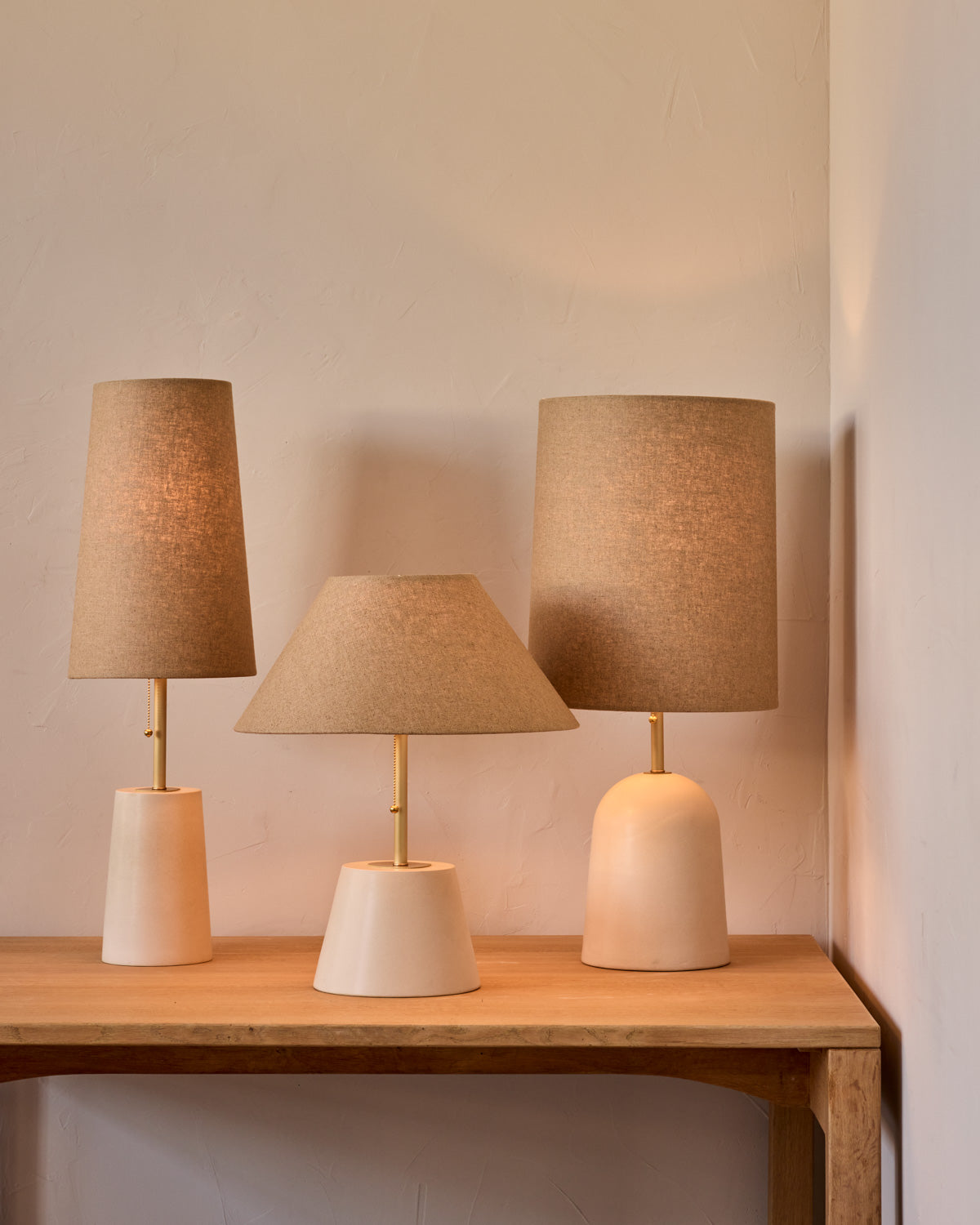 Noa Ceramic Table Lamp - Dogwood