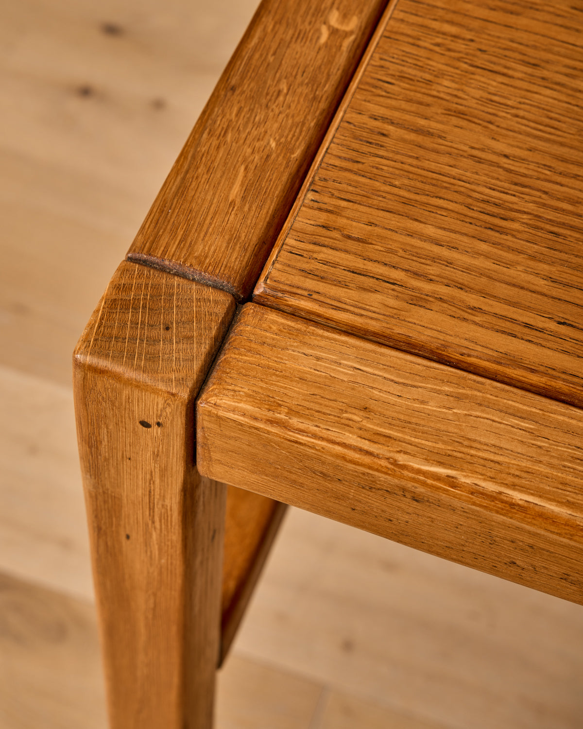 Nested Oak Dining Suite
