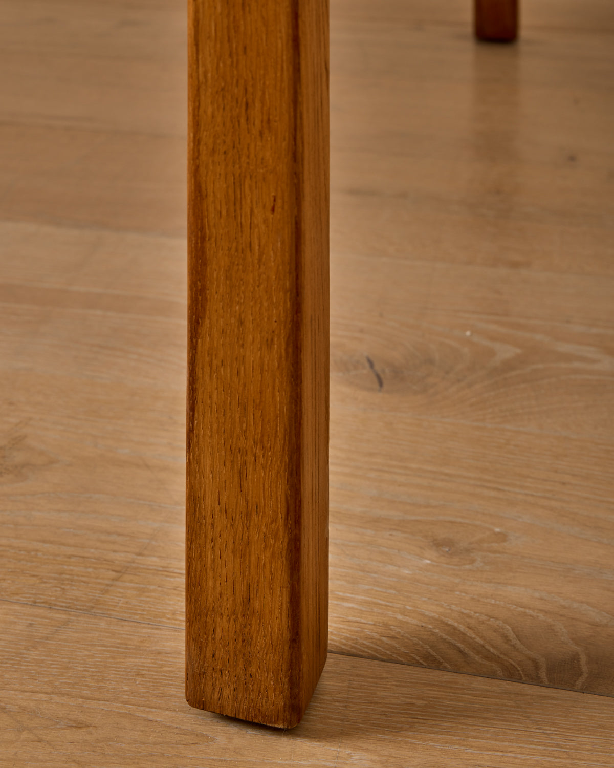 Nested Oak Dining Suite