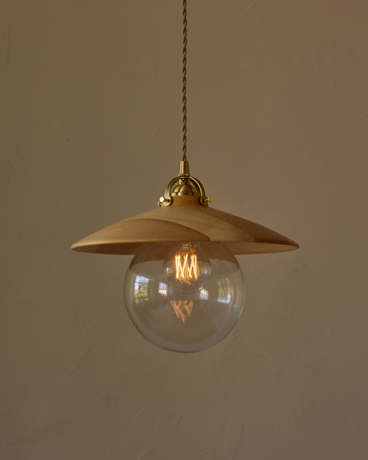 #shade-finish_natural maple #Cord-Color---Glass_Beige Cord - Clear Globe