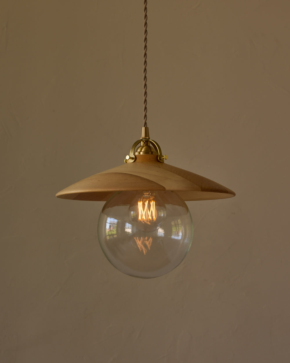 #shade-finish_natural maple #Cord-Color---Glass_Beige Cord - Clear Globe