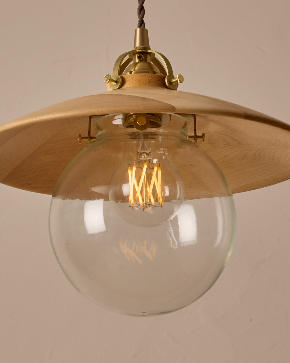 #shade-finish_natural maple #Cord-Color---Glass_Brown Cord - Clear Globe
