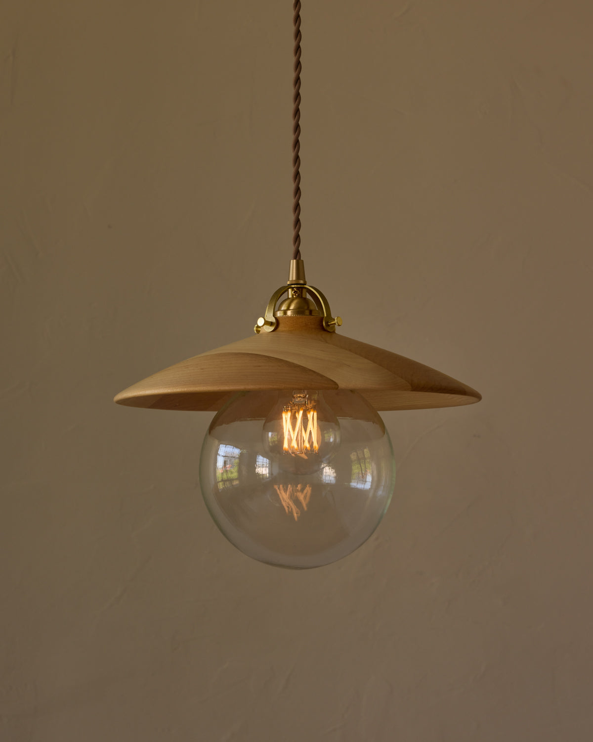 #shade-finish_natural maple #Cord-Color---Glass_Brown Cord - Clear Globe