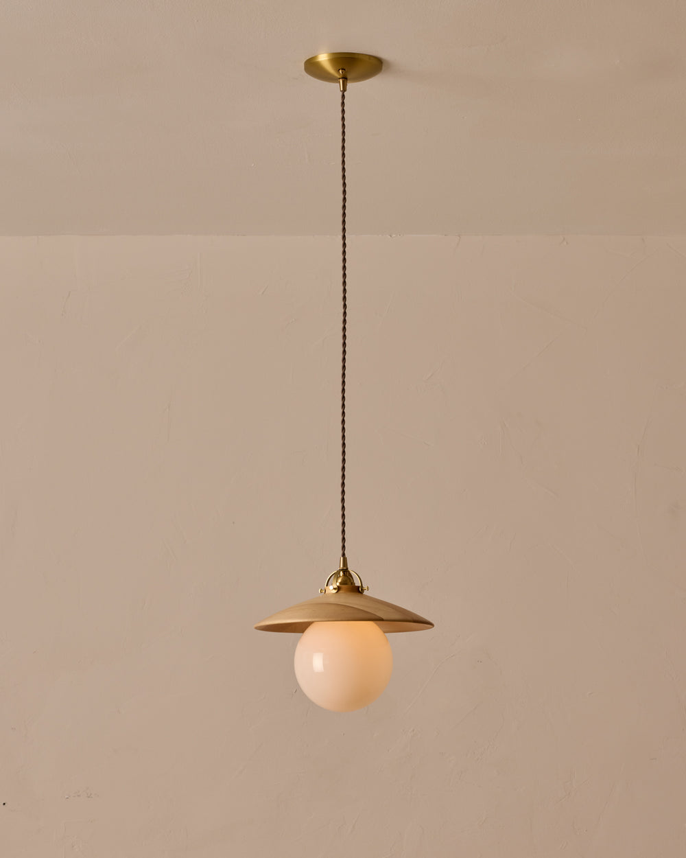 #shade-finish_natural maple #Cord-Color---Glass_Brown Cord - White Globe