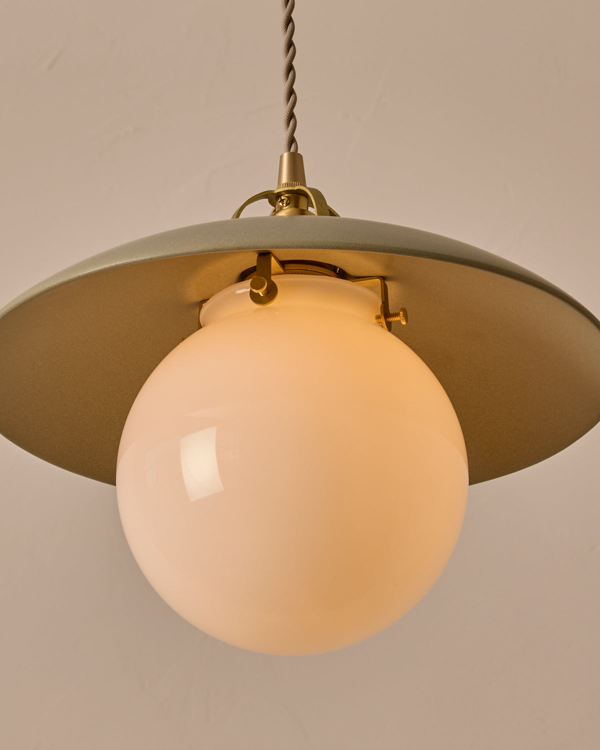 #shade-finish_olivine ceramic #Cord-Color---Glass_Beige Cord - White Globe