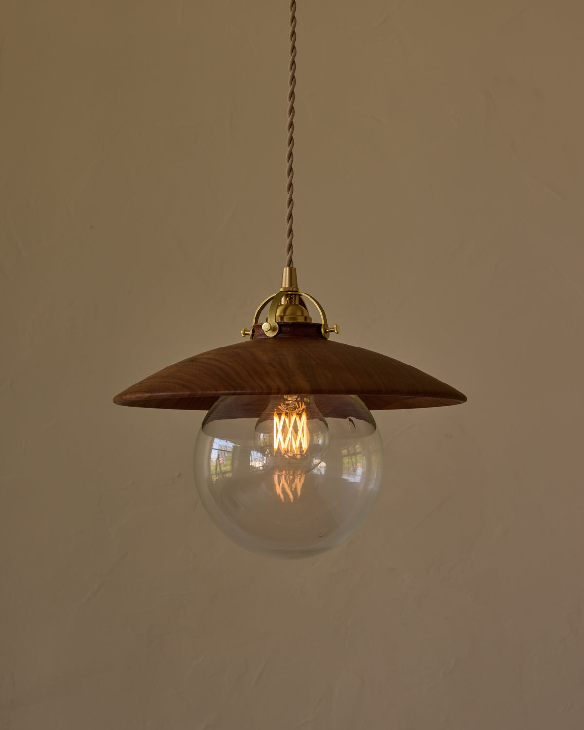 #shade-finish_black walnut #Cord-Color---Glass_Beige Cord - Clear Globe