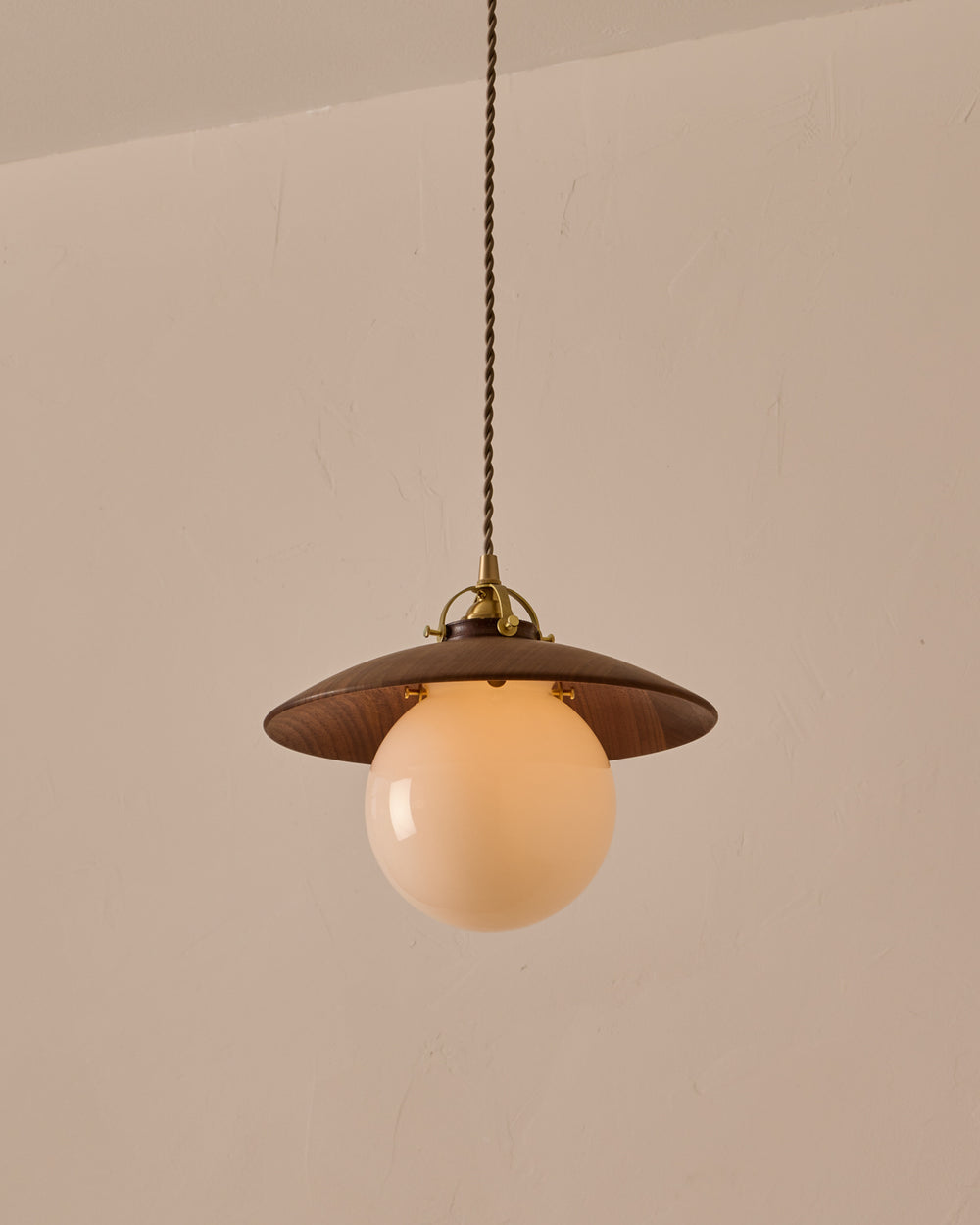 #shade-finish_black walnut #Cord-Color---Glass_Beige Cord - White Globe