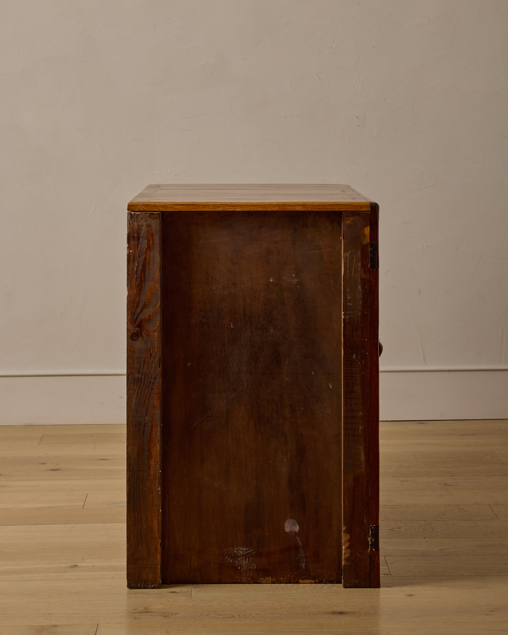 #style_Cabinet with Drawers