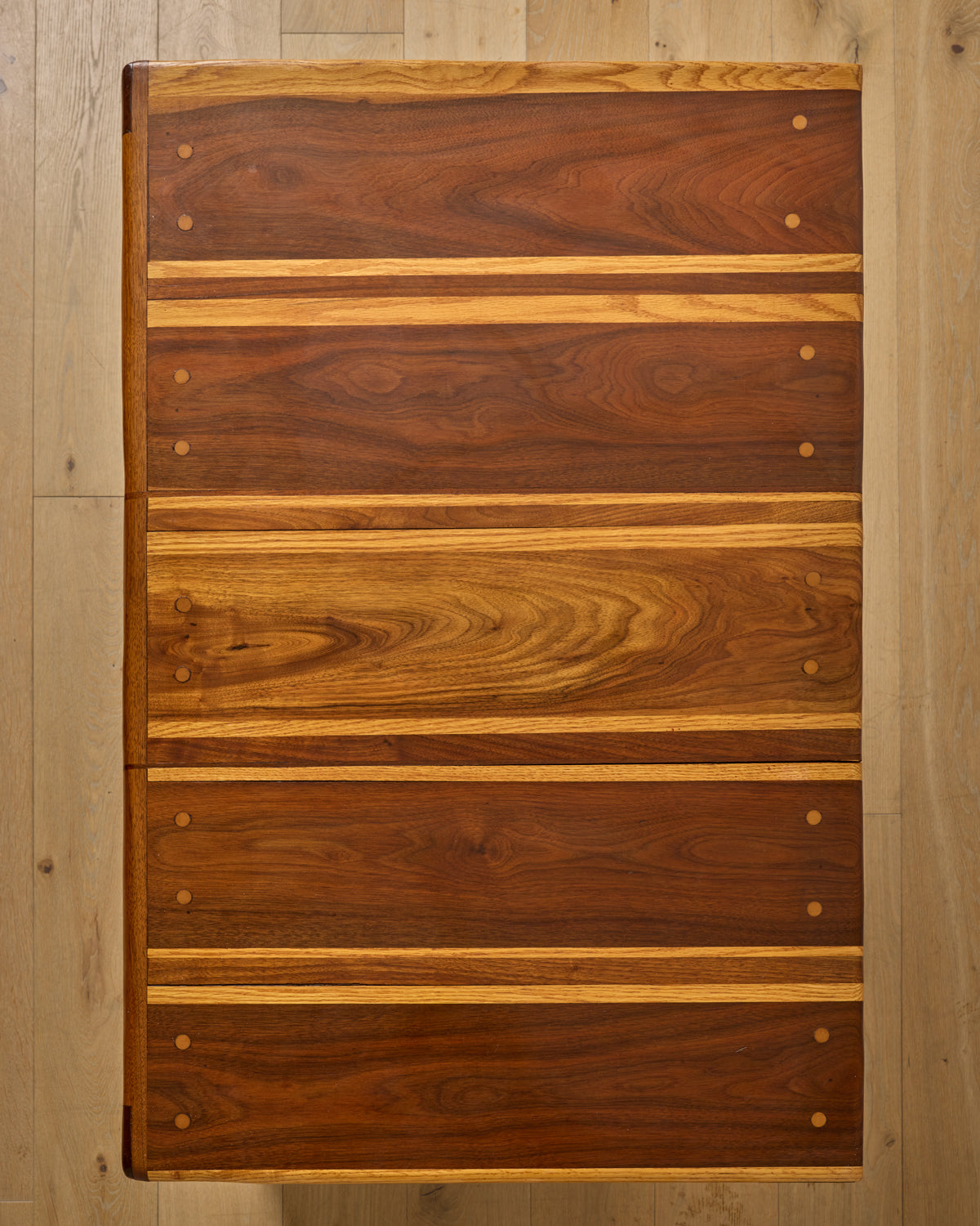 #style_Cabinet with Drawers