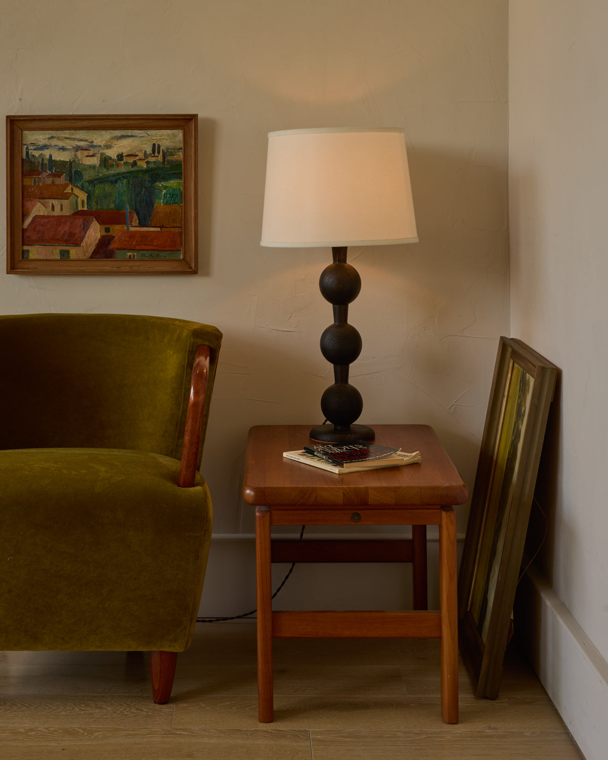 Sculptural solid wood table lamp with barbell design in dark wash finish with ivory linen shade #wood-finish_dark wash red oak #shade-color_ivory linen