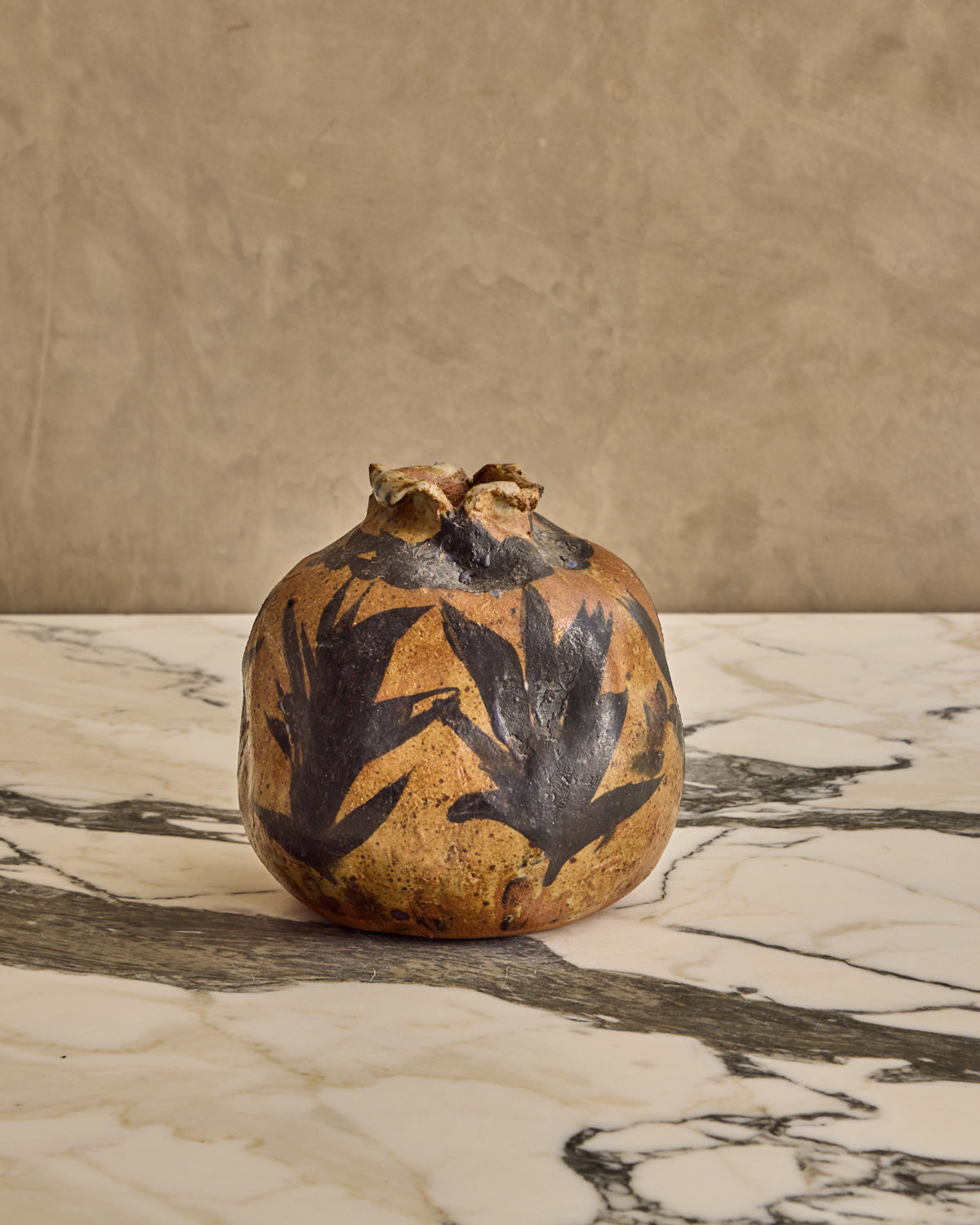 Crow Rim Ceramic Vase