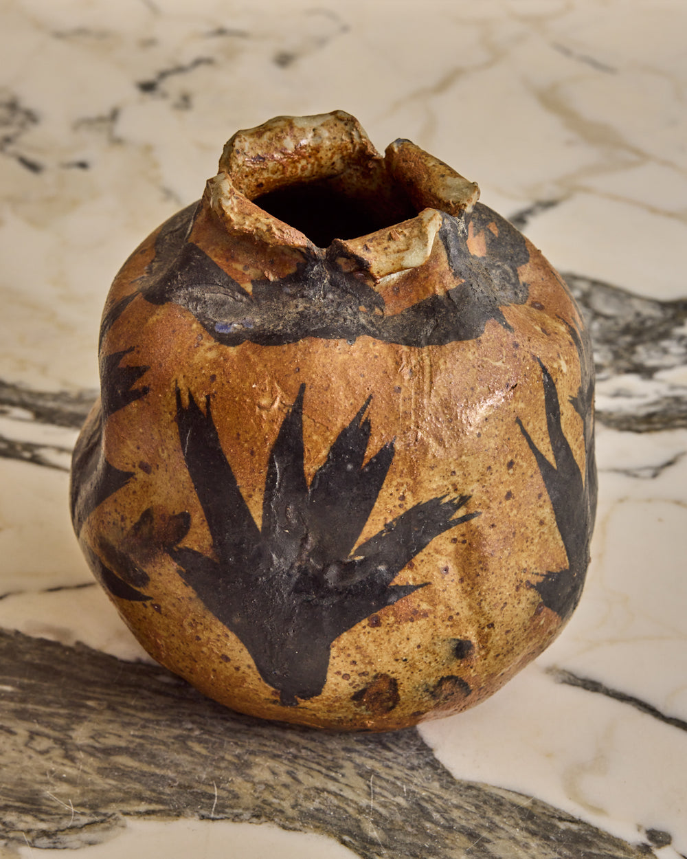 Crow Rim Ceramic Vase