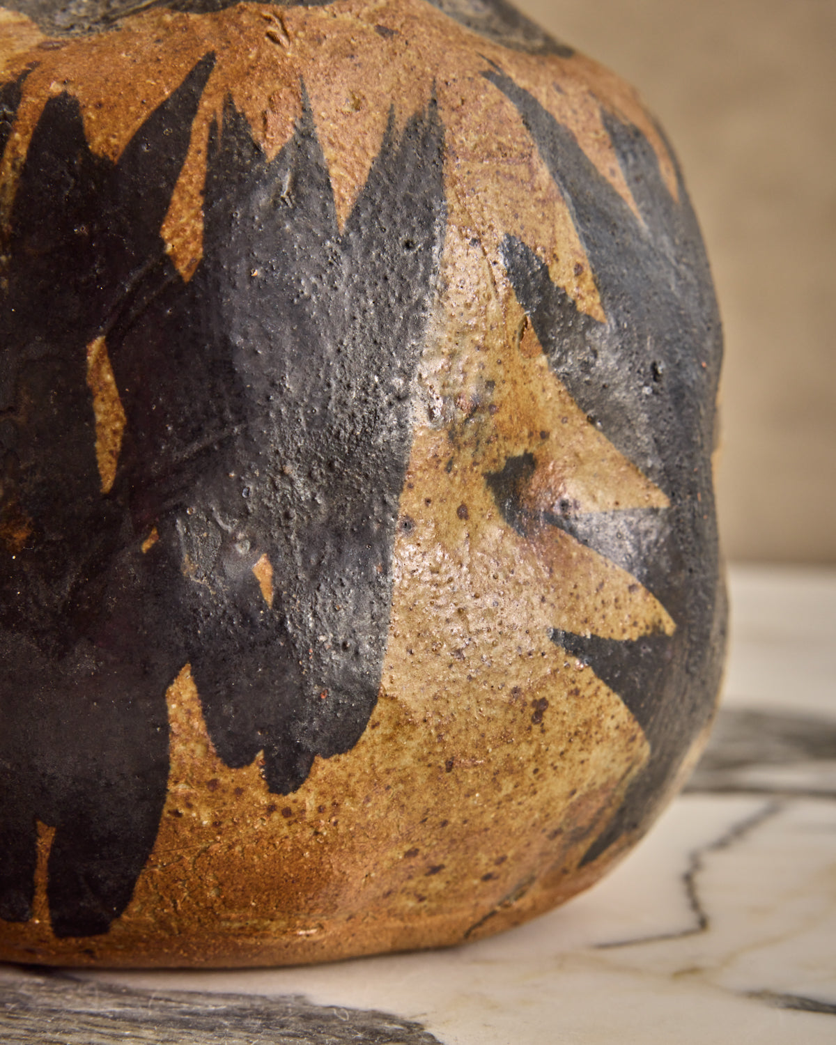 Crow Rim Ceramic Vase