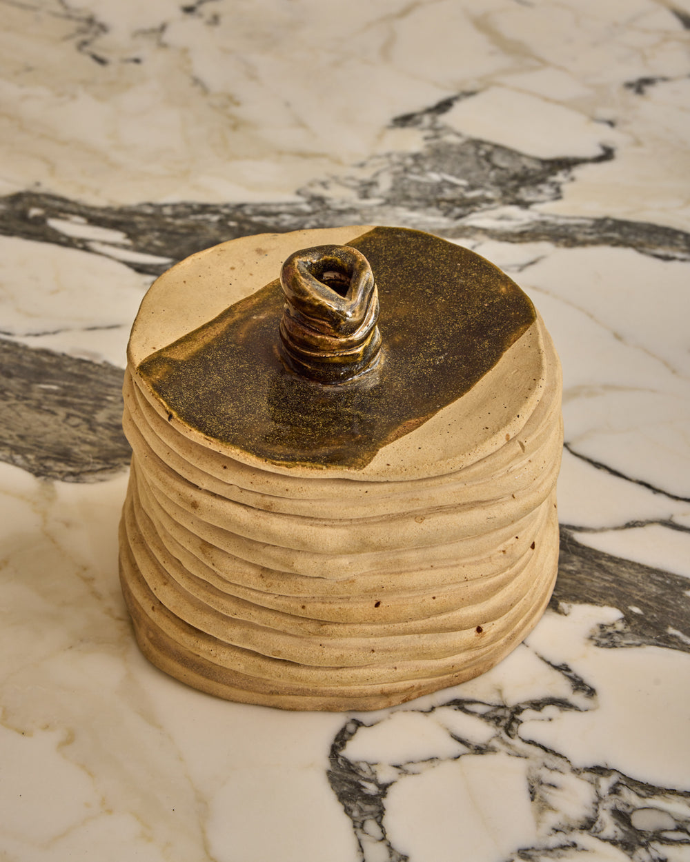 Lidded Coil Pot