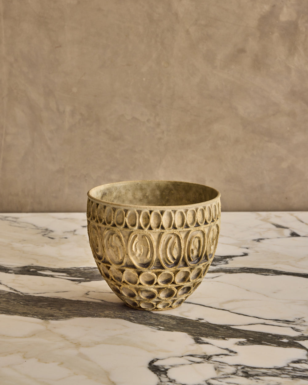 Well Curved Studio Ceramic