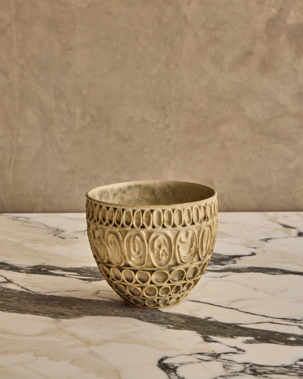 Well Curved Studio Ceramic