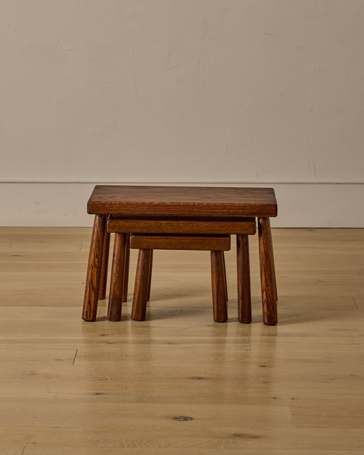 Set of Dark Oak Nesting Tables
