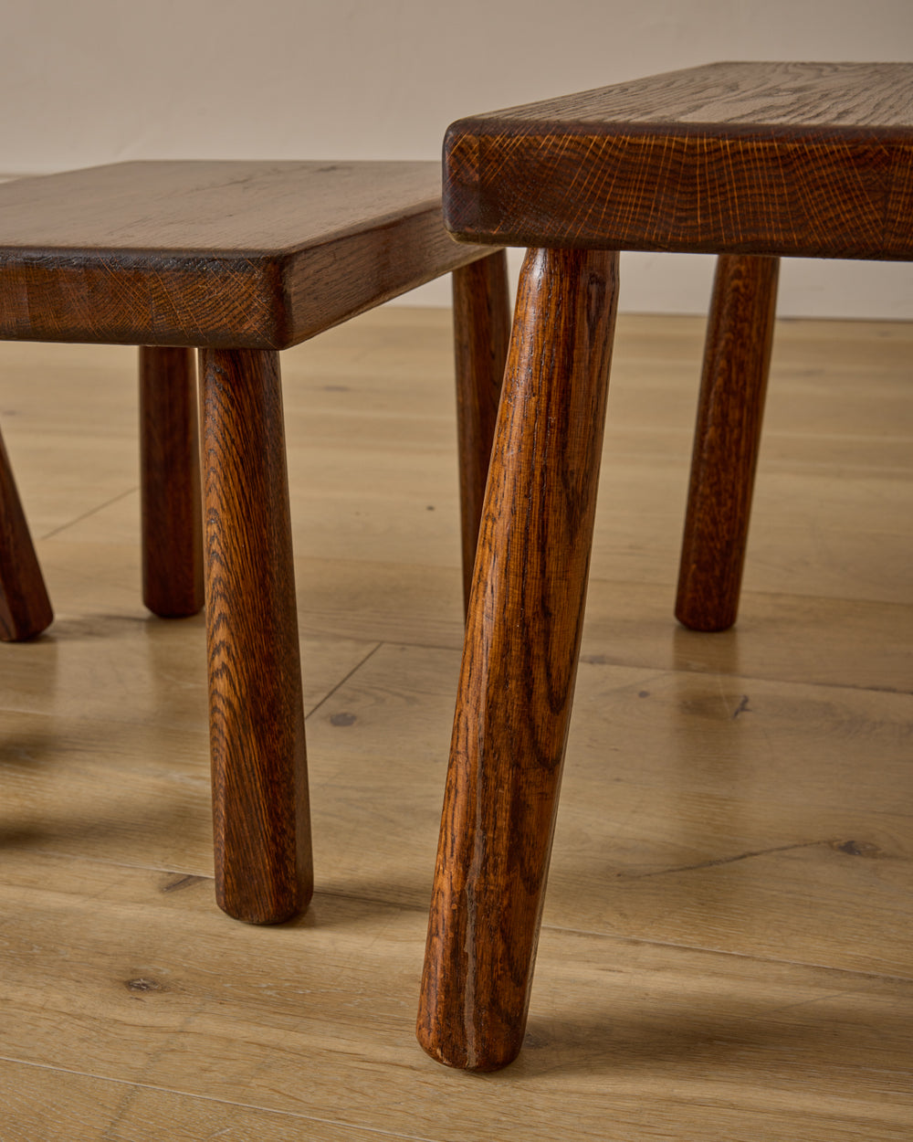 Set of Dark Oak Nesting Tables