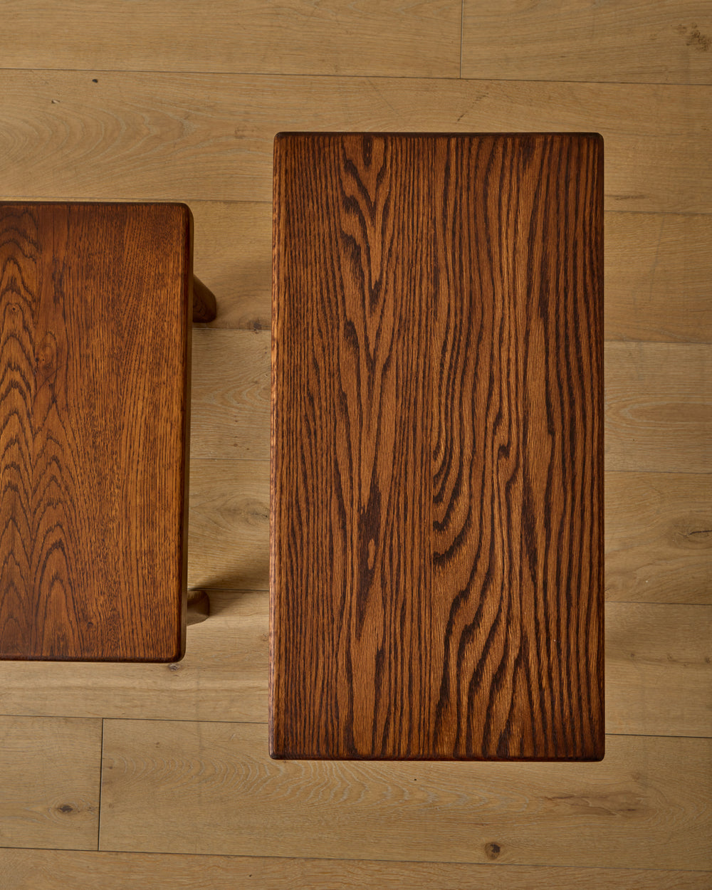 Set of Dark Oak Nesting Tables