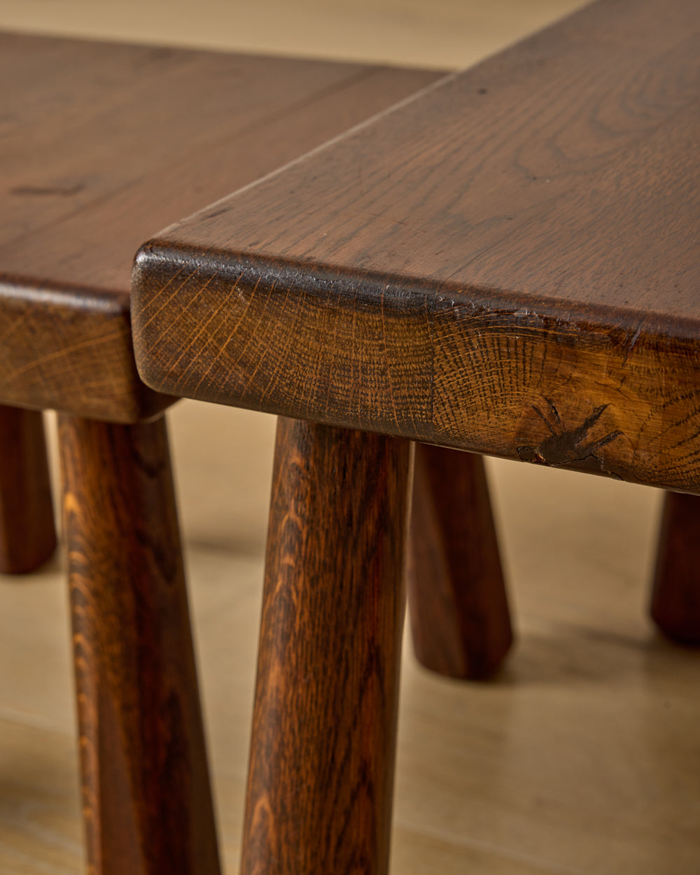 Set of Dark Oak Nesting Tables