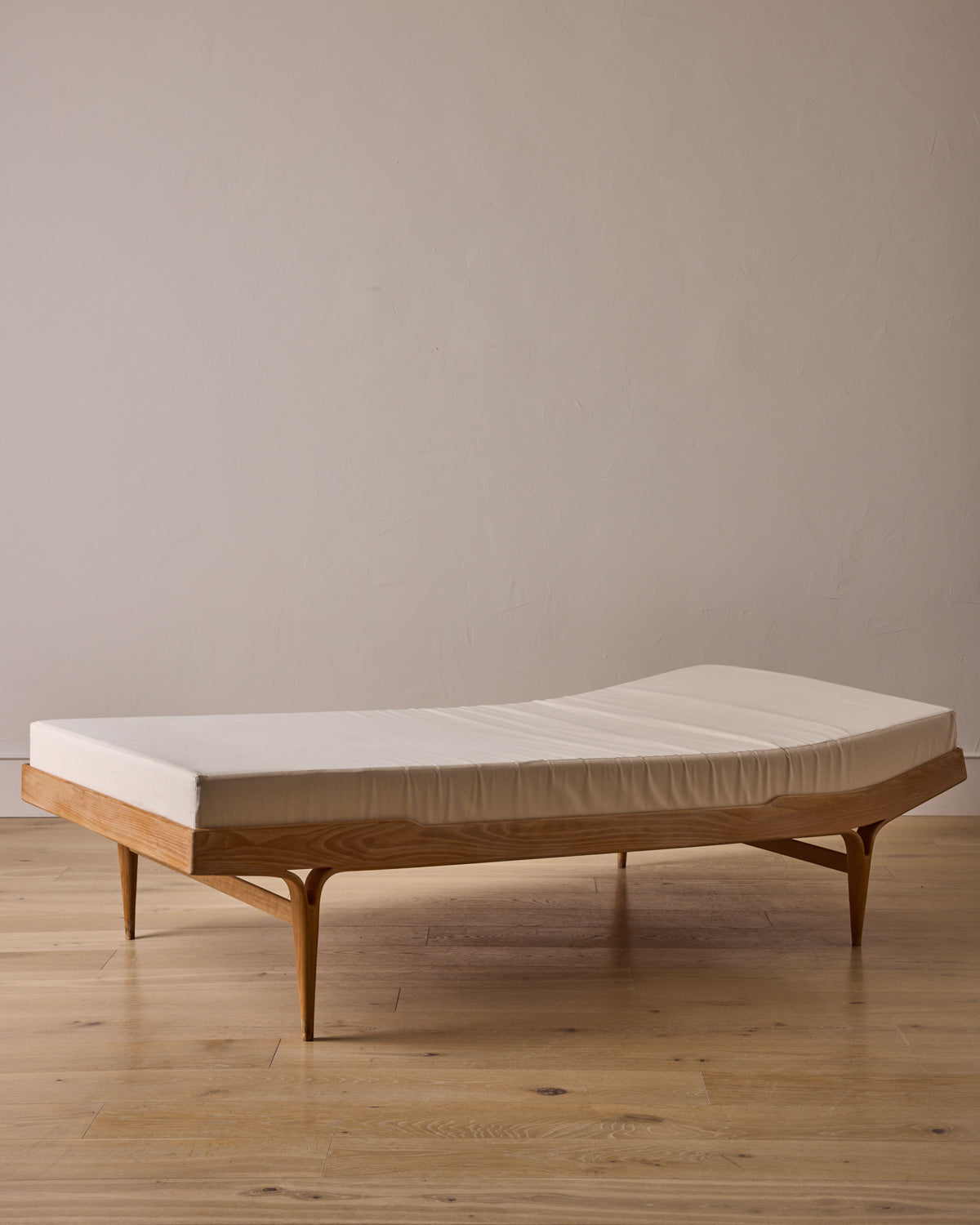 Beech "Berlin" Daybed by Bruno Mathsson