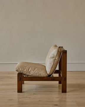 Sling Lounge Chair in Au Lait Leather