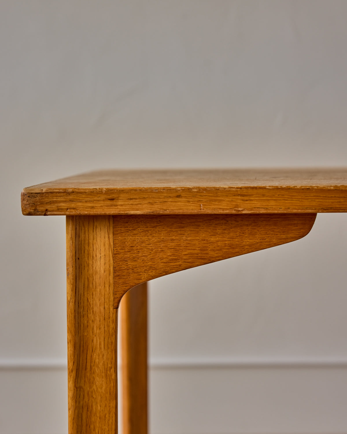 "Grand Prix" Oak Desk