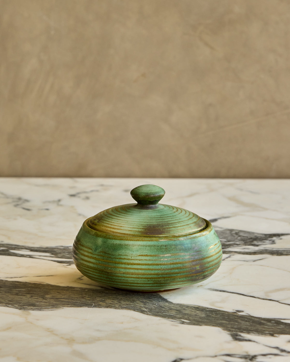 Ceramic Bowl with Lid