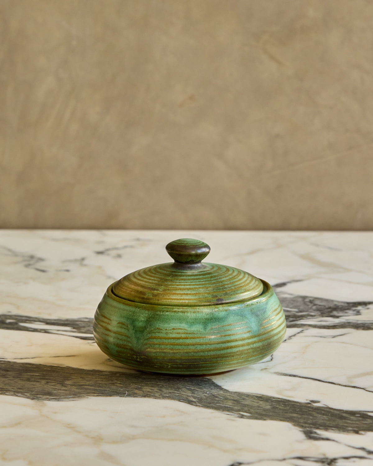 Ceramic Bowl with Lid