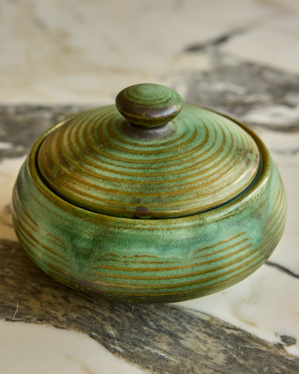 Ceramic Bowl with Lid