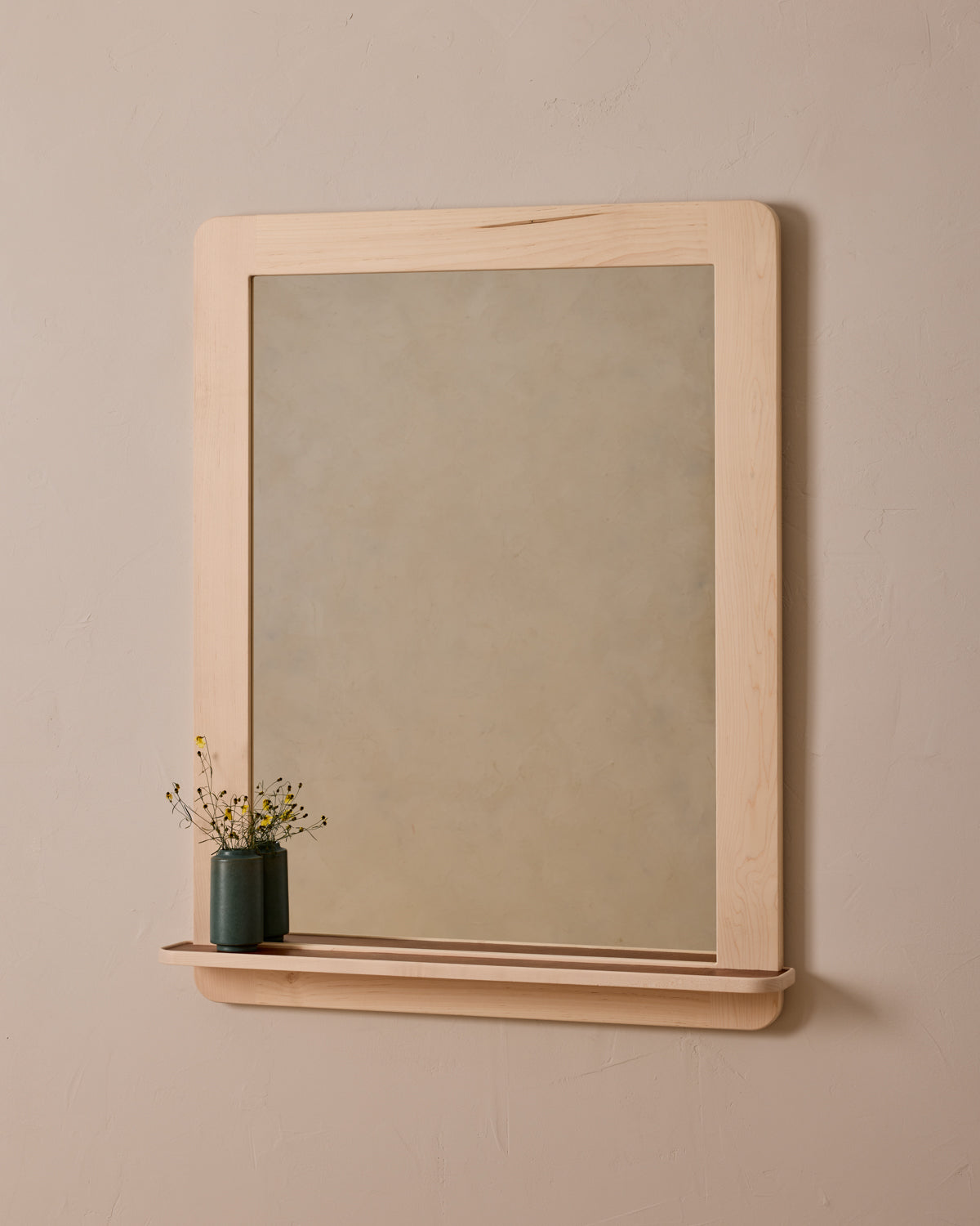 Bennett Mirror with Shelf - Clear Maple