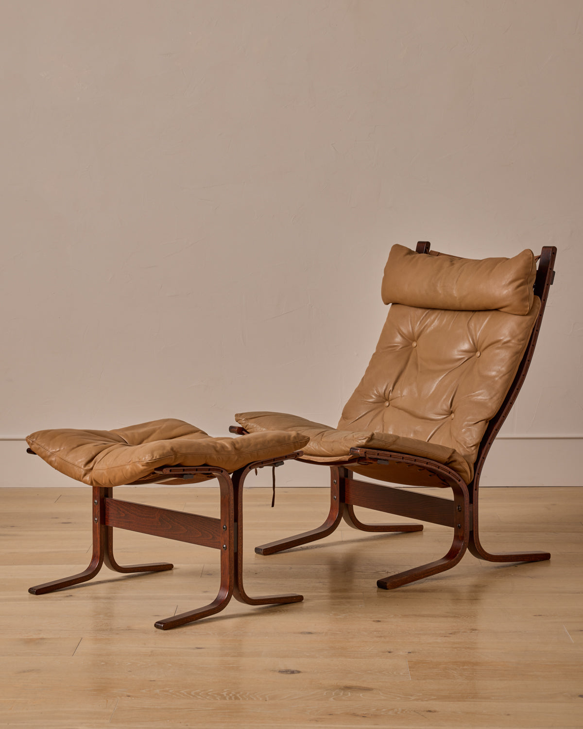 Leather 'Siesta' Lounge Chair + Ottoman