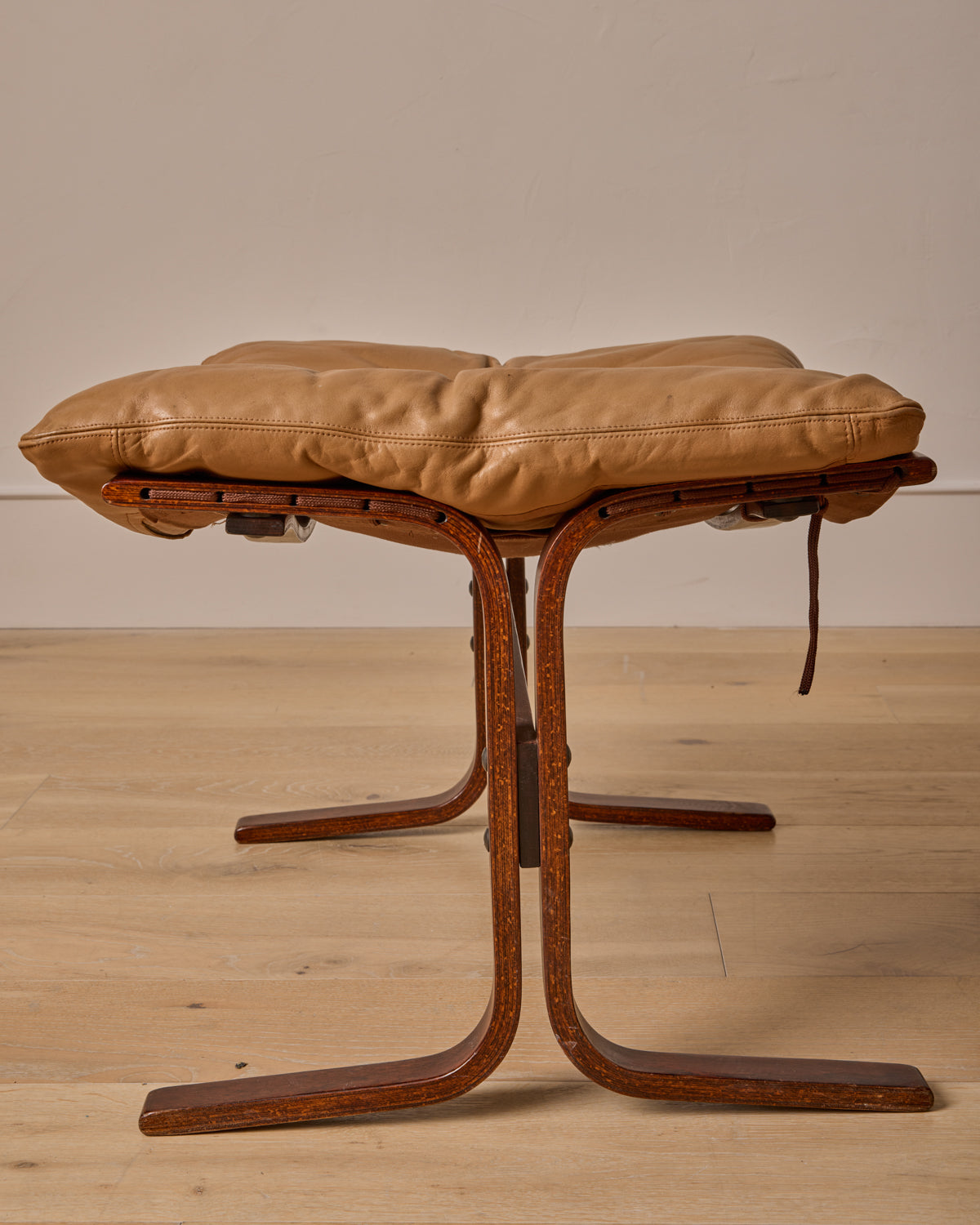 Leather 'Siesta' Lounge Chair + Ottoman