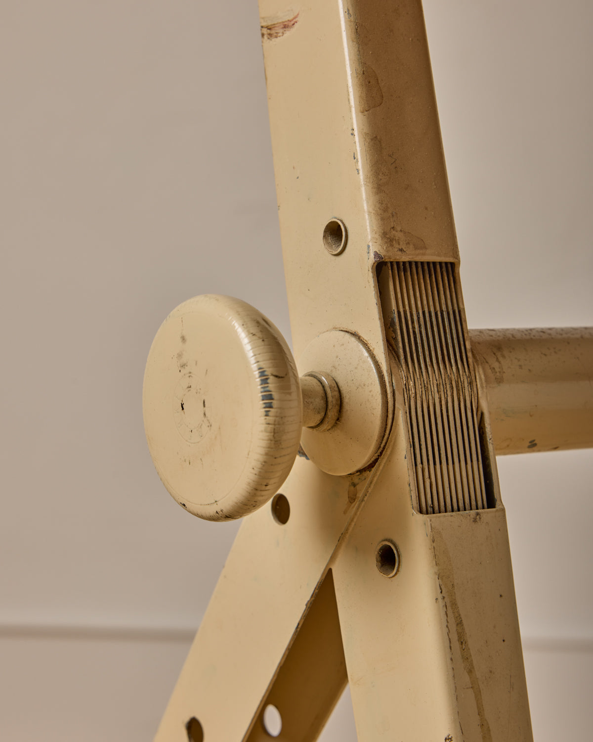 Friso Kramer Drafting Table for Ahrend De Cirkel - Warm Ivory